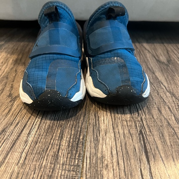 Nike Air Jordan 23SEVEN blue + black slip on toddler size 8c - Picture 5 of 7
